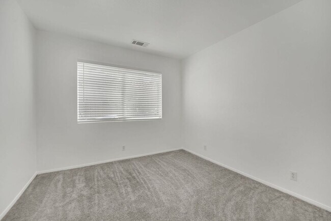 Foto del edificio - 168 Herbie Ln