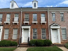 Building Photo - 10031 Ansonborough Square