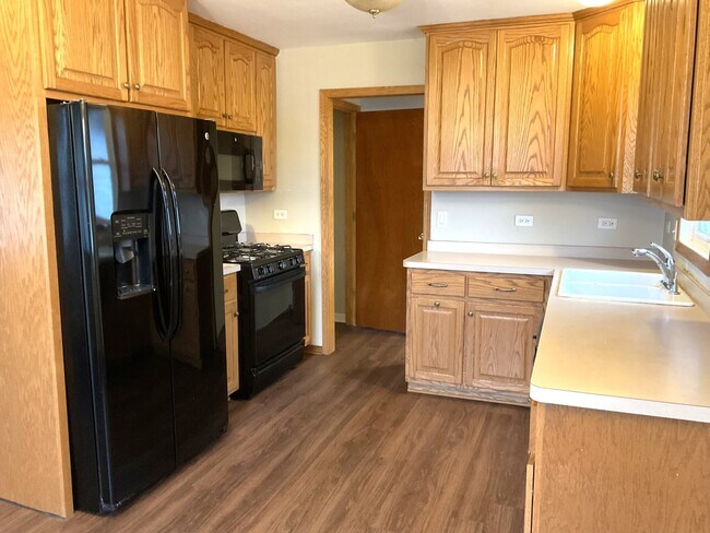 Building Photo - 8844 167th Pl