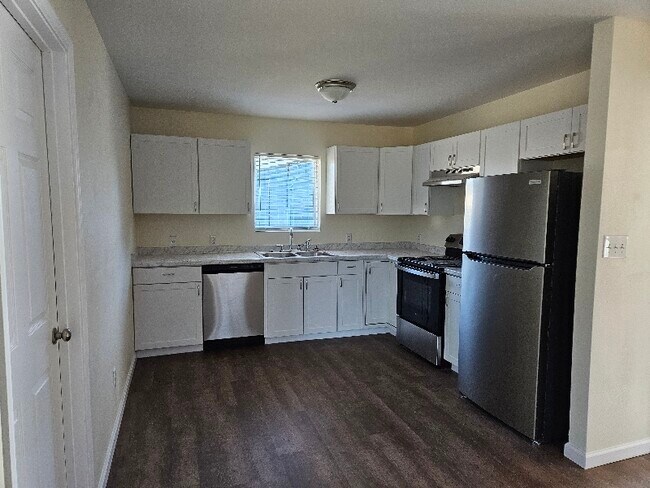 Foto del edificio - 302 N Main St