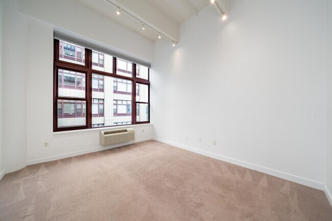 Foto del edificio - 1500 Hudson St
