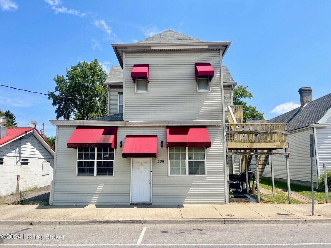 Primary Photo - 1 Vincennes St