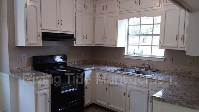 Foto del edificio - 5262 Dug Hollow Rd