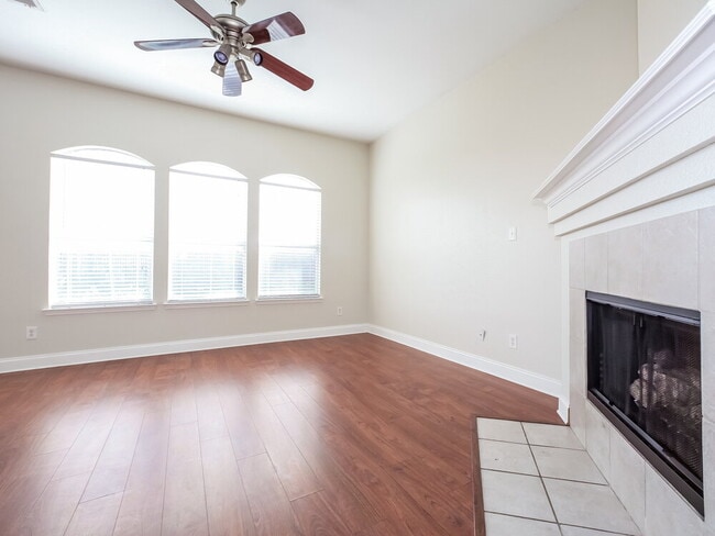 Building Photo - 773 Silverbrook Dr