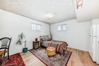 Building Photo - 11415 71 St NW