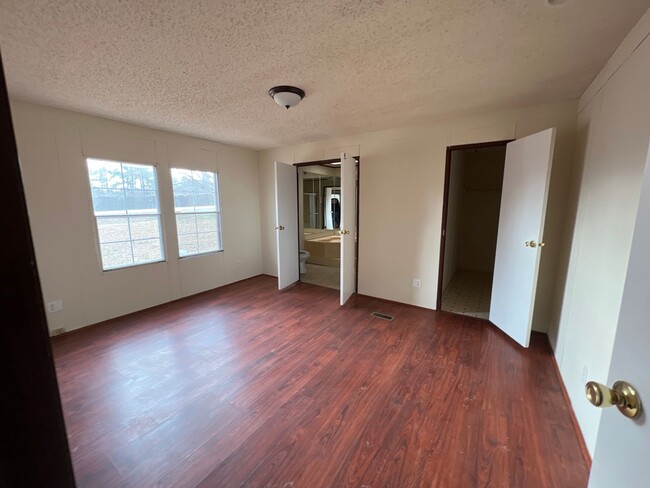 Foto del edificio - 2870 Martin Mill Rd