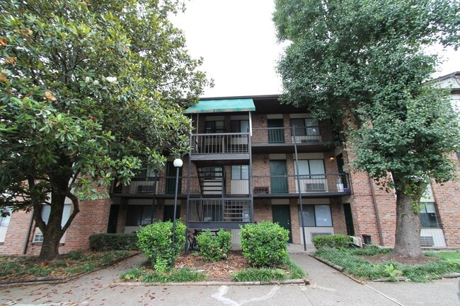 Photo - 2718 Painter Ave SW Apartment