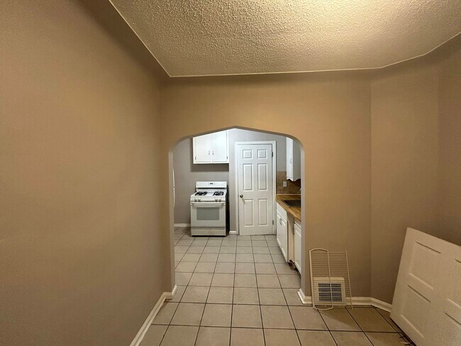 Building Photo - 12076 Laing St