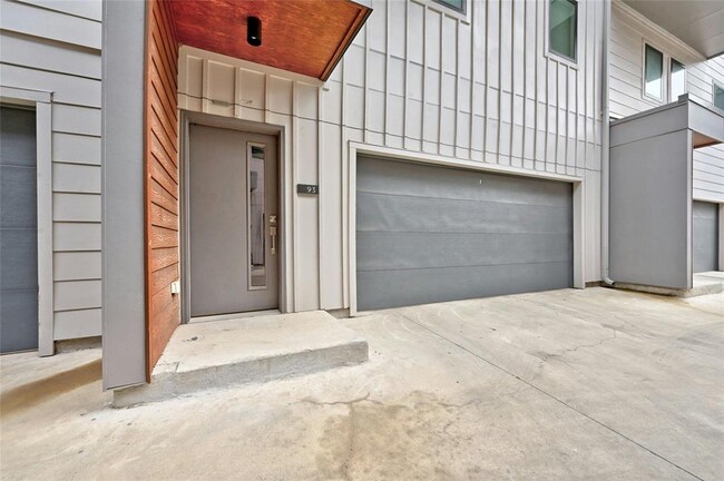Building Photo - 5924 S Congress Ave