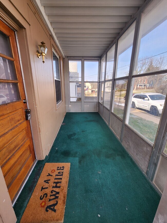 Foto del edificio - 2259 Schroeder St