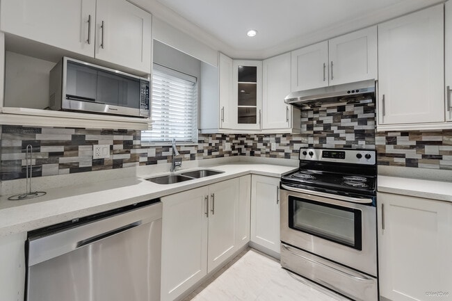 Photo du bâtiment - 3278 47th Av E