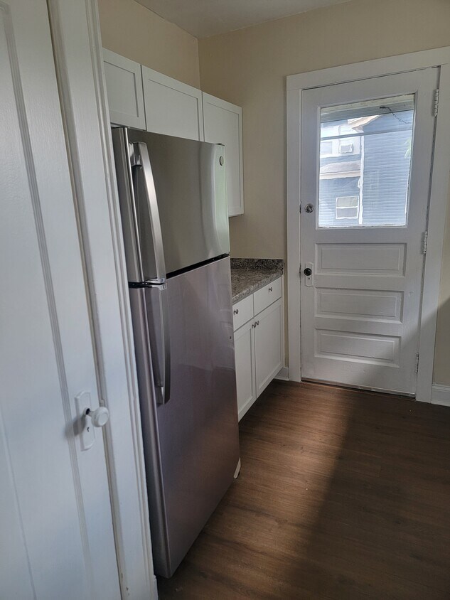 Foto del edificio - 4832 Poplar St