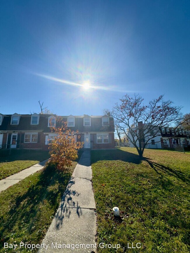 Foto del edificio - 3 br, 1.5 bath House - 1629 Wentworth Ave
