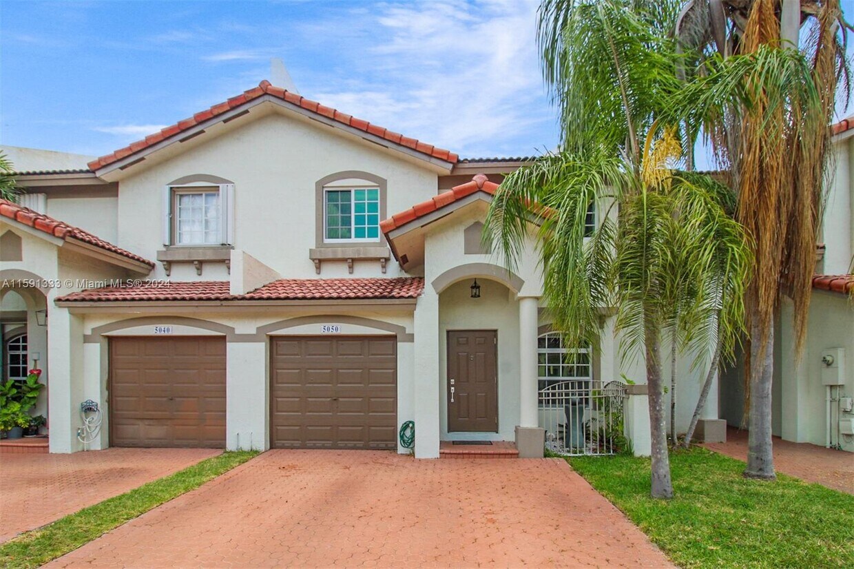 Primary Photo - 5050 NW 116th Ct