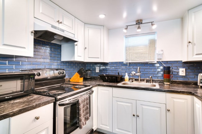 Foto del edificio - 10845 71st Ave