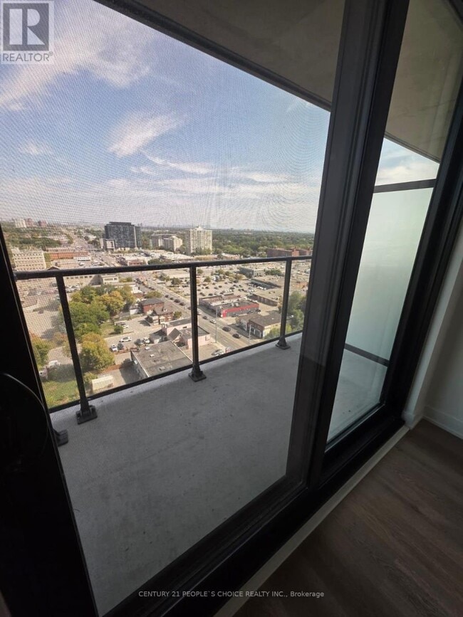 Building Photo - 3009 Novar Rd