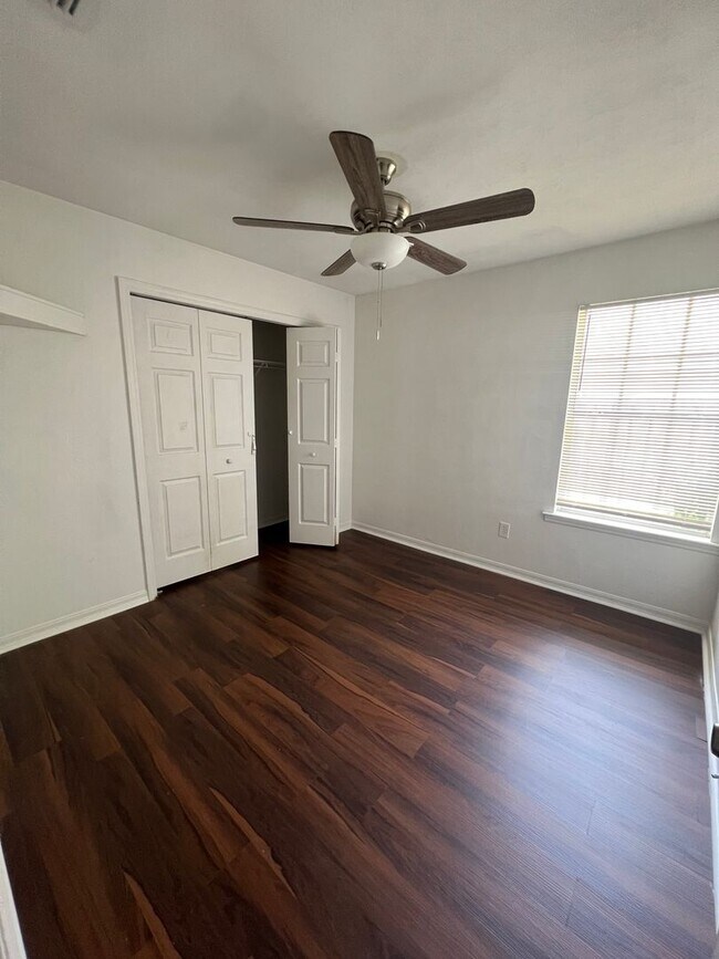Foto del edificio - 3 Bed/ 2 Bath Home in Serenola Manor