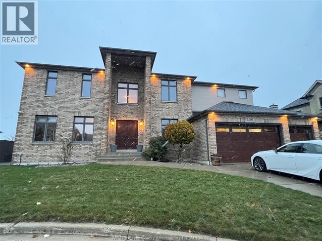 Building Photo - 236 Shoreview Cir