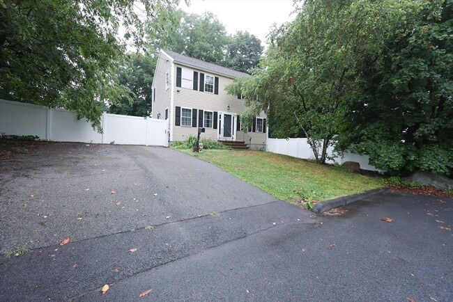 Building Photo - 55 Glenrose Ave
