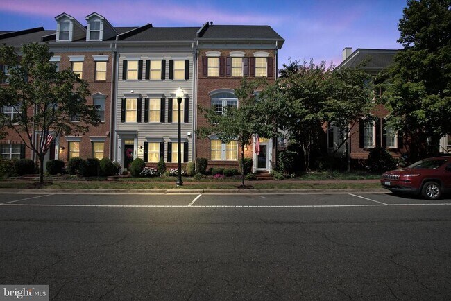 Foto del edificio - 155 Cameron Station Blvd