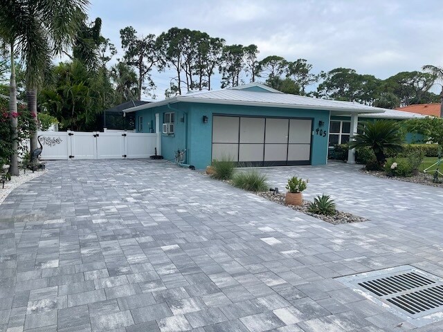 Foto del edificio - 405 Sunset Dr