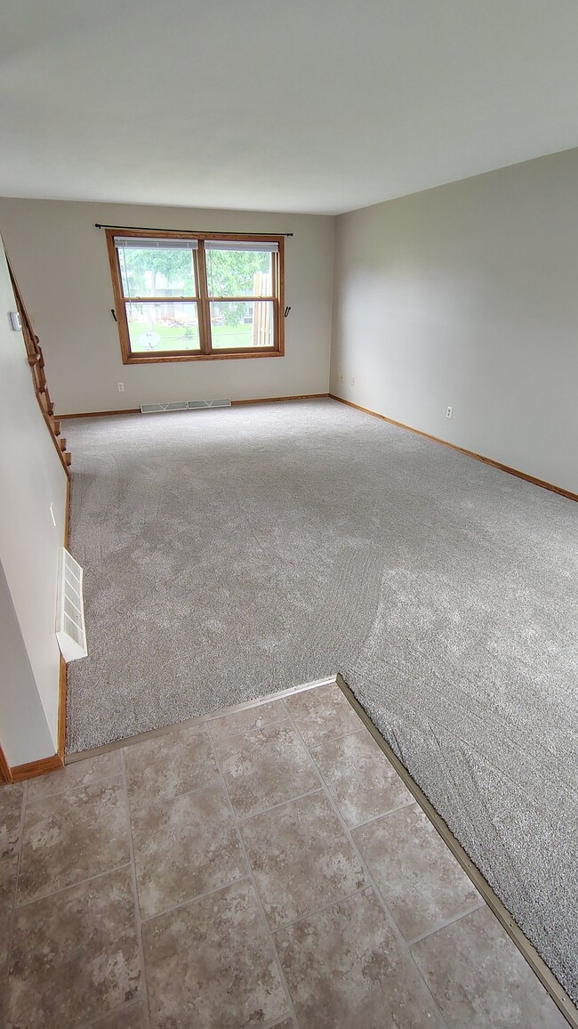Building Photo - 2962 W Creek Valley Ln