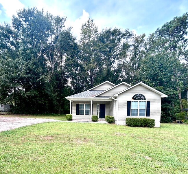 Building Photo - 7 Cromartie Dr