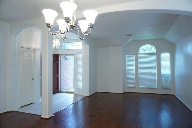 Foto del edificio - 2310 Oxford Point Ln