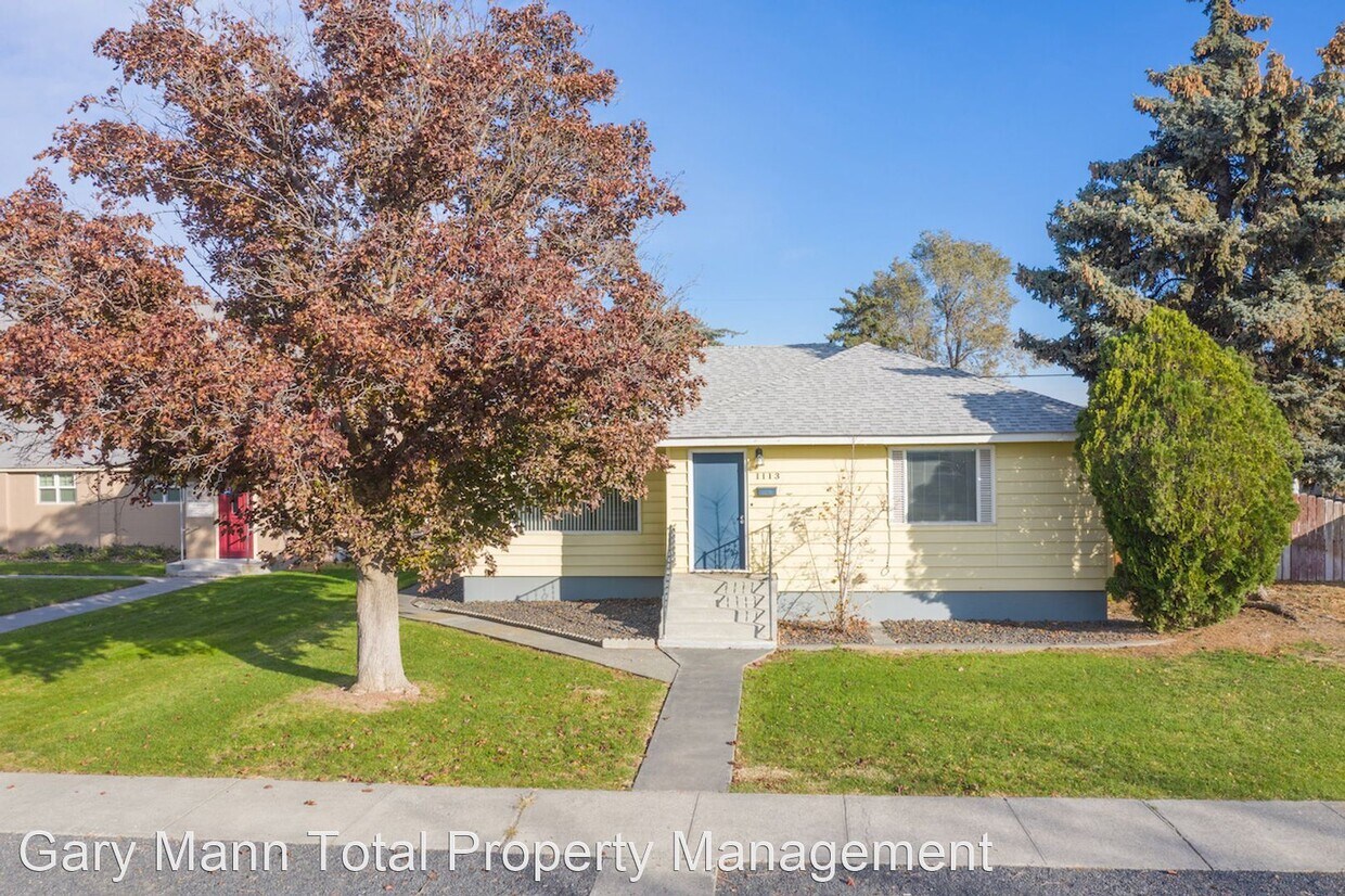 4 br, 1.5 bath House 1113 Columbia Avenue House Rental in Moses