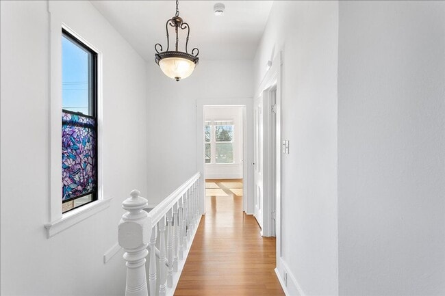 Foto del edificio - 1821 Encinal Ave