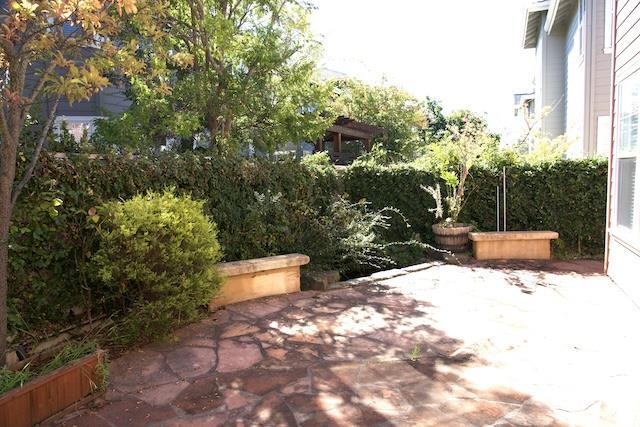 Foto del edificio - 504 Westwind Ln