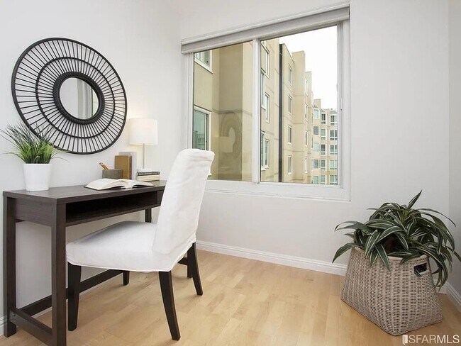 Foto del edificio - 240 Lombard St