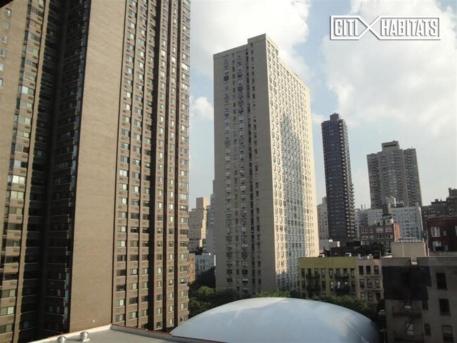 Foto del edificio - 417 E 90th St