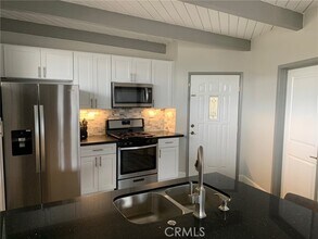 Building Photo - 221 Avenida Rosa