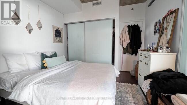 Building Photo - 20 Minowan Miikan Ln