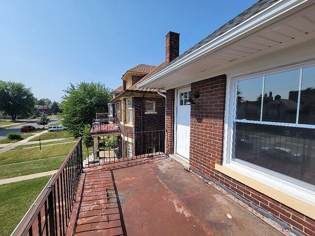 Building Photo - 1148 Virginia Park St