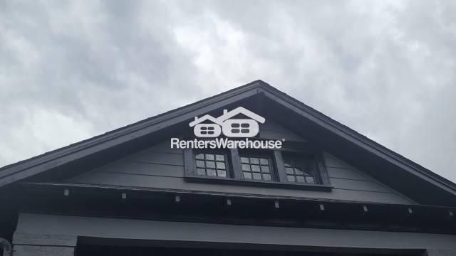 Building Photo - 517 Wabash Ave NE