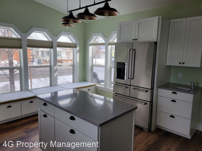 Building Photo - 3 br, 3 bath House - 196 Green Tree Drive