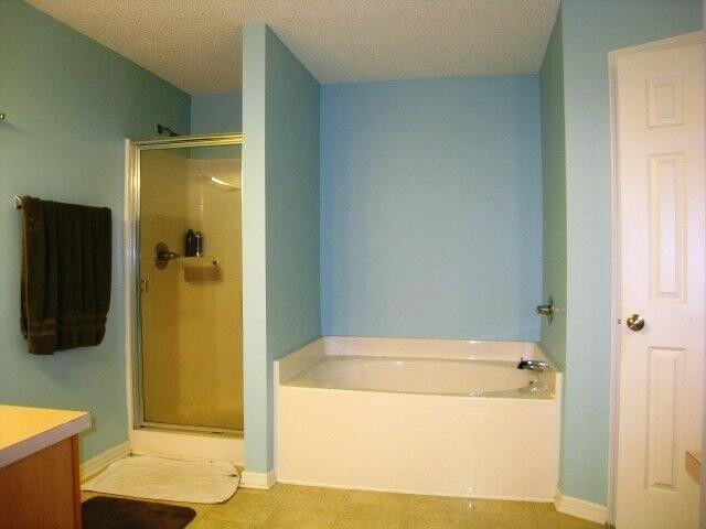 Foto del edificio - 5900 Shannon Dr