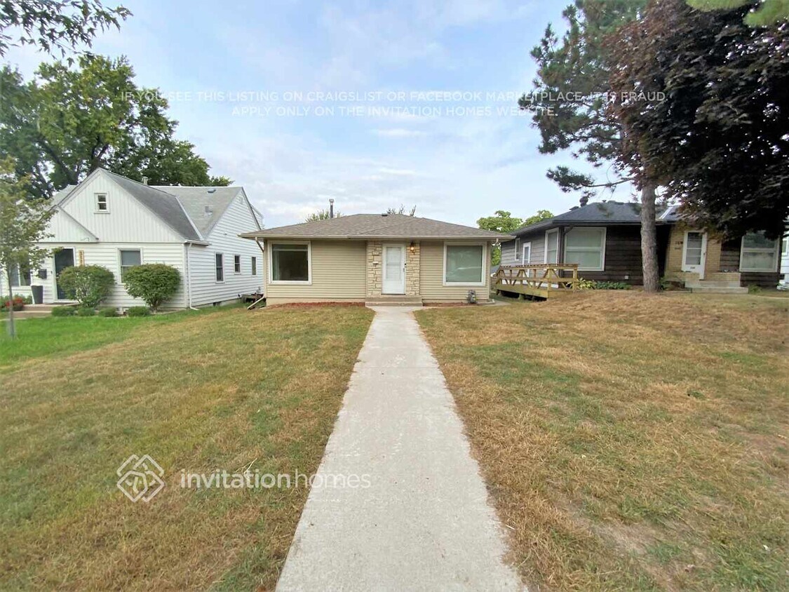 Foto principal - 3112 Nevada Ave S