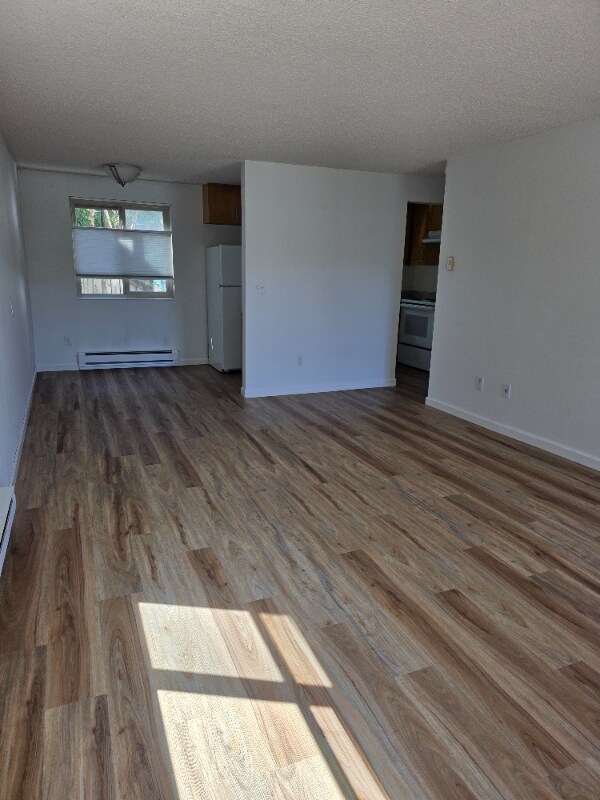 Building Photo - 3610 14th Ave W