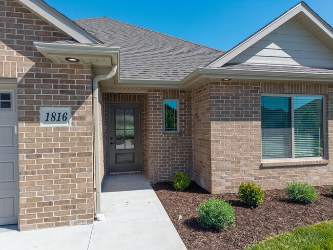 Building Photo - 1816 Wes Milligan Ln