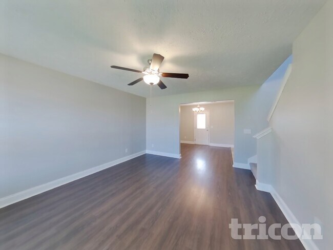 Foto del edificio - 642 Berry Cir