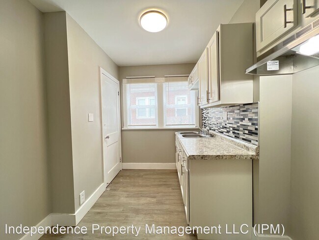 Building Photo - 4 br, 2 bath House - 361 Cherry Dr