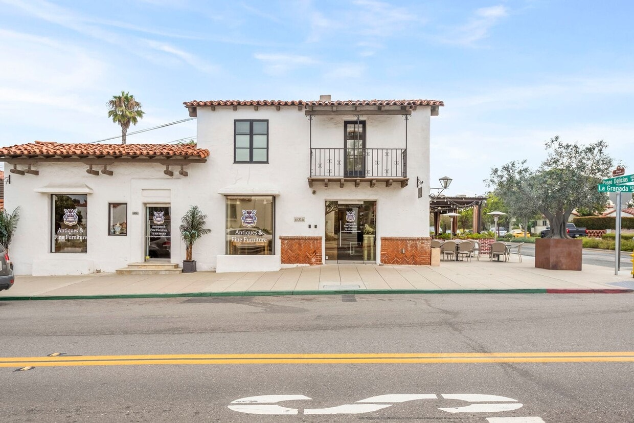 Primary Photo - Paseo Delicias Commercial
