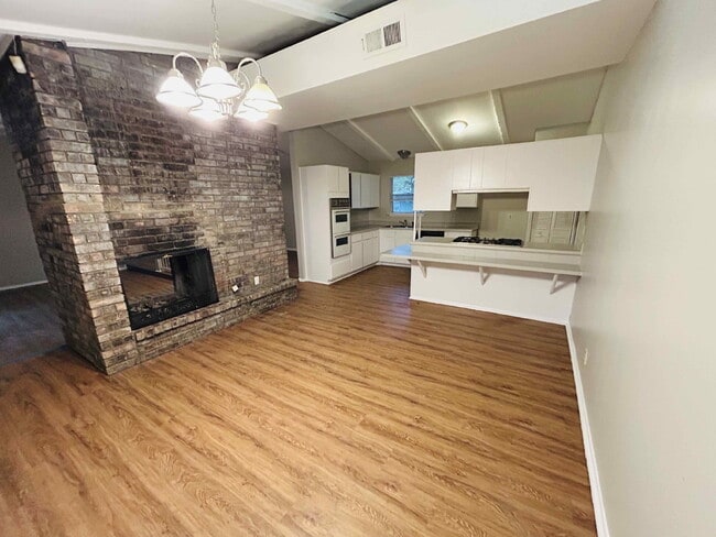 Building Photo - 7902 Rustic Forest Dr