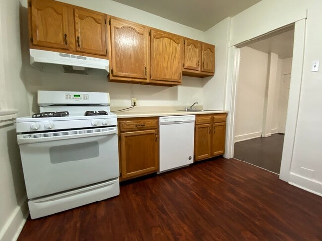 Foto del edificio - Charming 3 Bedroom Townhome with a Spaciou...