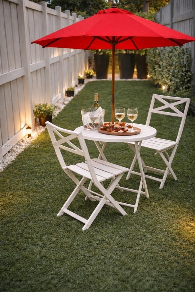 Building Photo - 613 NW 10th St