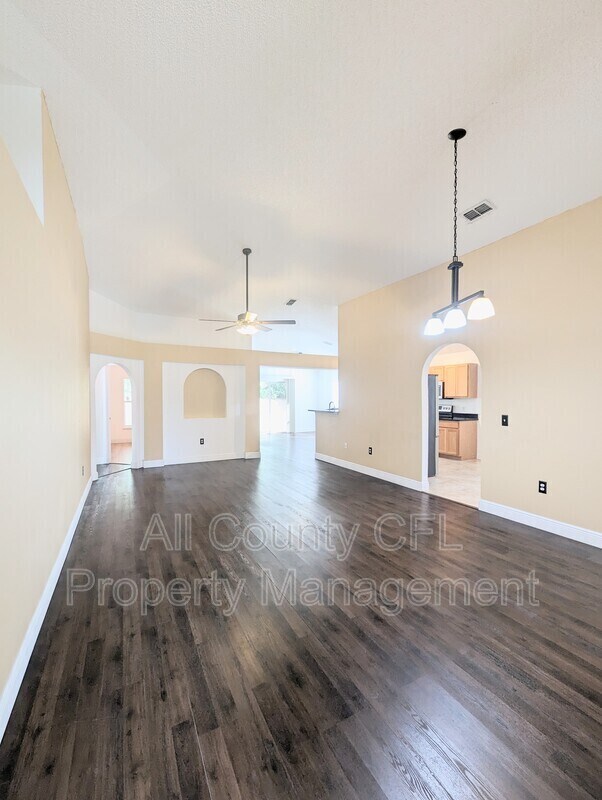 Building Photo - 750 Welch Hill Cir
