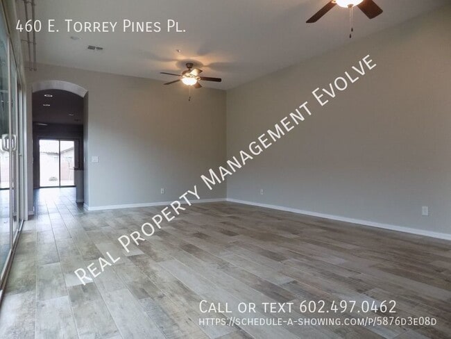Building Photo - 460 E Torrey Pines Pl